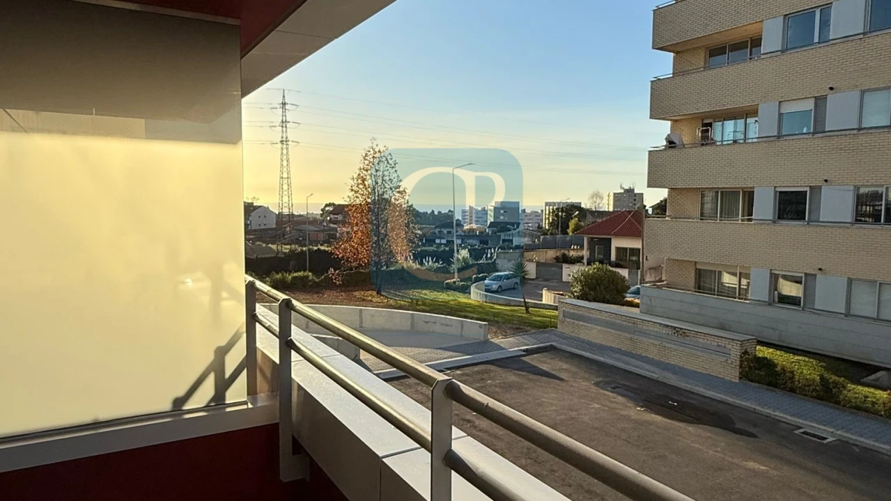 Apartamento T1 para Arrendamento em Santa Marinha e São Pedro da Afurada Foto 5