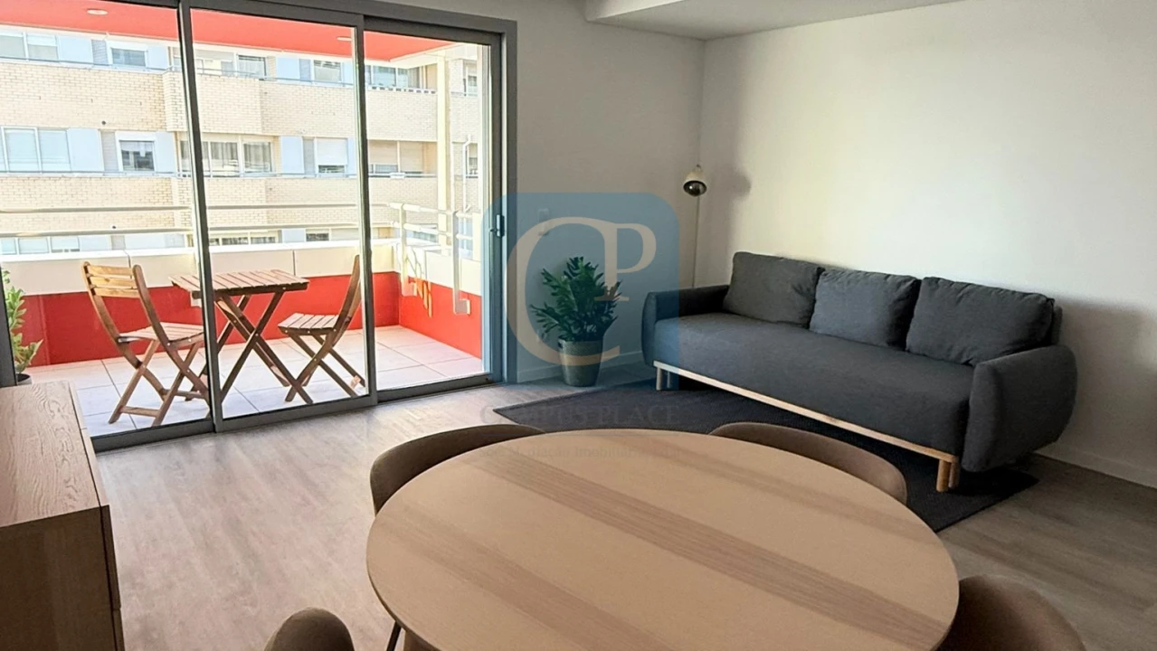 Apartamento T1 para Arrendamento em Santa Marinha e São Pedro da Afurada Foto 2