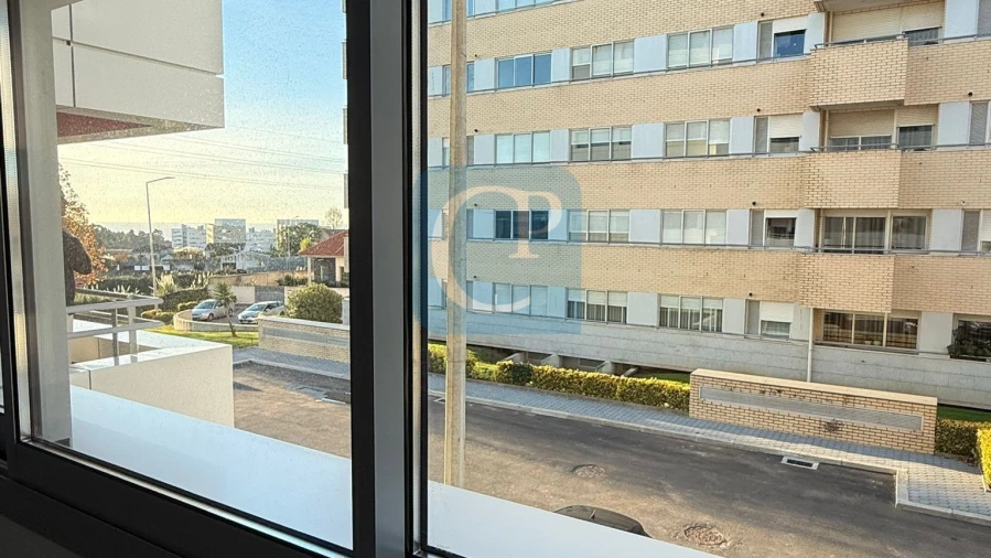 Apartamento T1 para Arrendamento em Santa Marinha e São Pedro da Afurada Foto 11