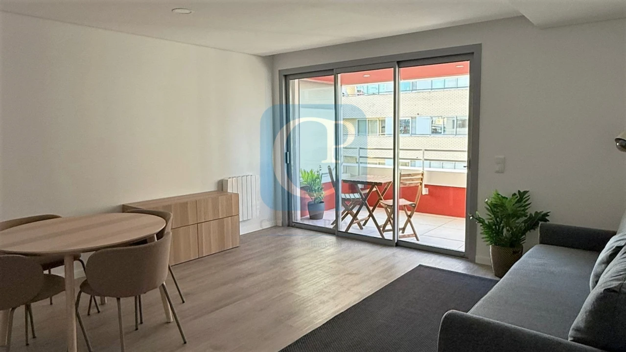 Apartamento T1 para Arrendamento em Santa Marinha e São Pedro da Afurada Foto 1