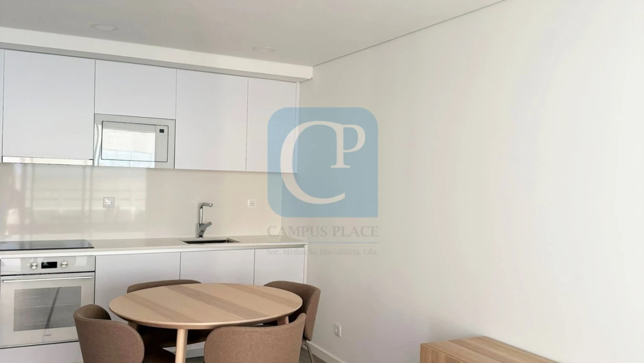 Apartamento T1 para Arrendamento em Santa Marinha e São Pedro da Afurada Foto 13