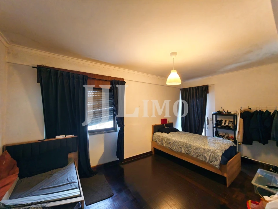 Apartamento T3 para Venda em Cacém e São Marcos Foto 12