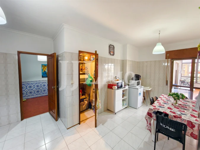 Apartamento T3 para Venda em Cacém e São Marcos Foto 22