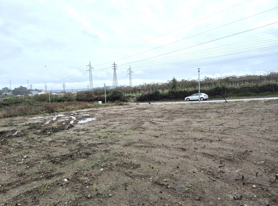 Terreno para Venda em Ermesinde Foto 9