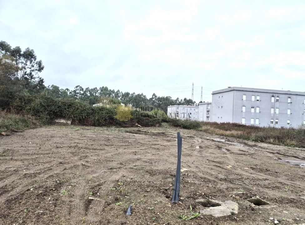 Terreno para Venda em Ermesinde Foto 3