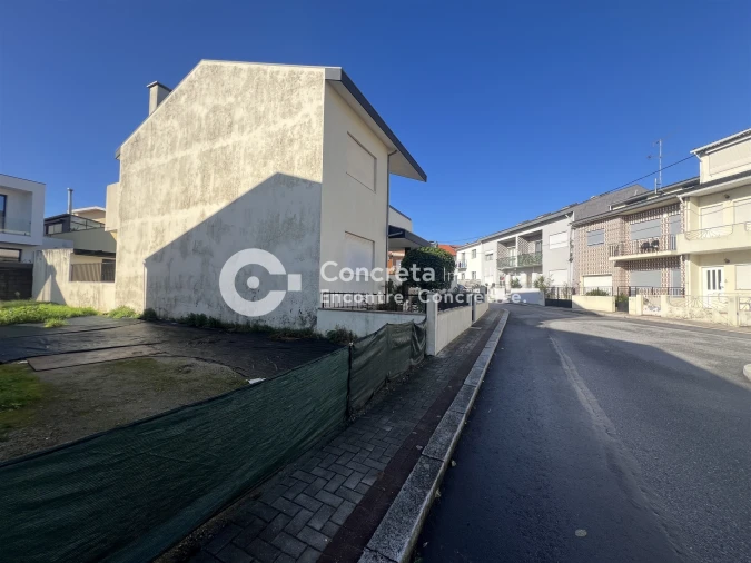 Terreno para Venda em Arcozelo Foto 8