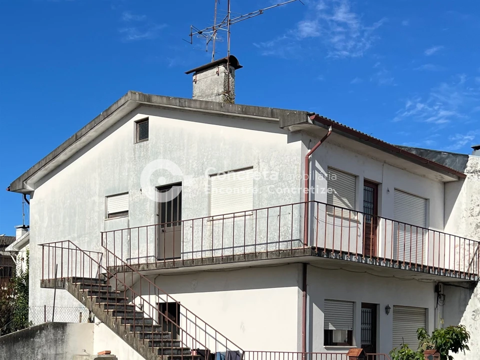 Moradia T2 para Venda em Arcozelo Foto 8