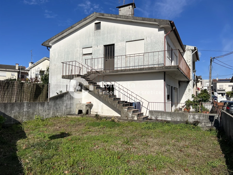 Moradia T2 para Venda em Arcozelo Foto 9