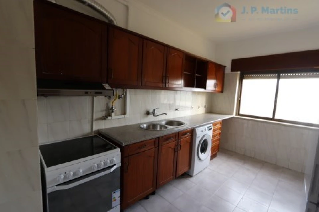 Apartamento T3 para Venda em Amora Foto 4