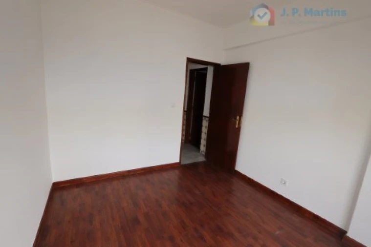 Apartamento T3 para Venda em Amora Foto 16