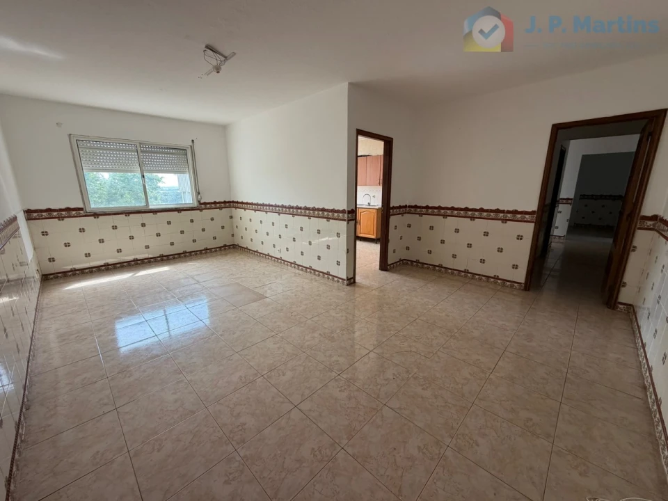 Apartamento T3 para Venda em Santo Antonio da Charneca Foto 1