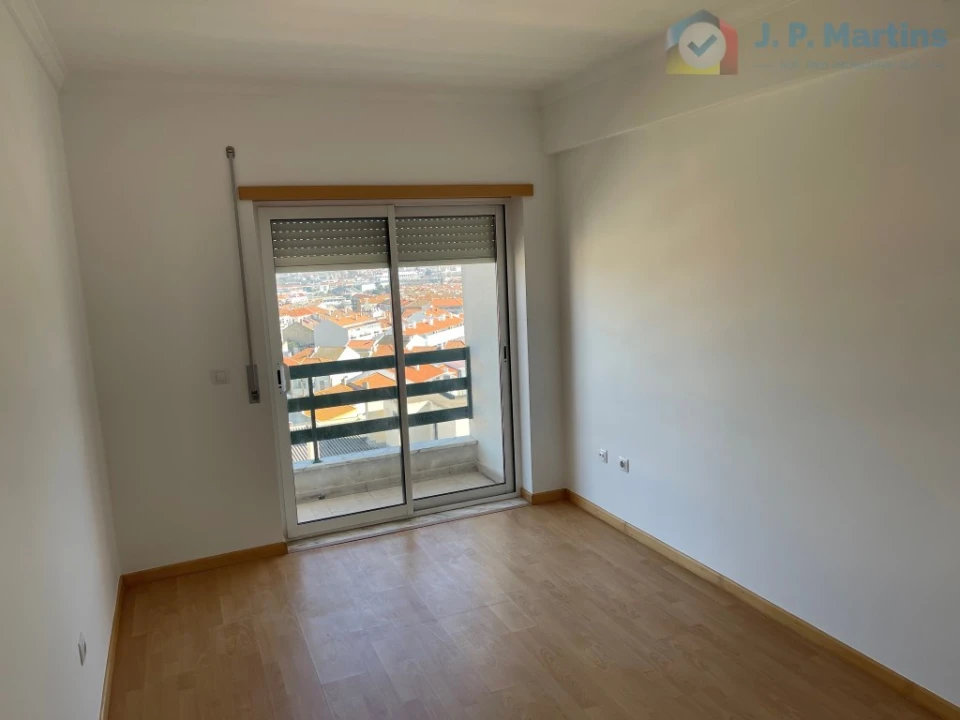 Apartamento T3 para Venda em Barreiro e Lavradio Foto 18