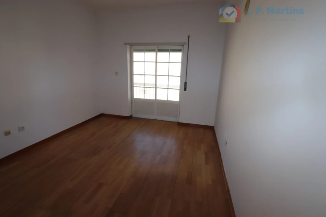 Apartamento T3 para Venda em Seixal, Arrentela e Aldeia de Paio Pires Foto 11