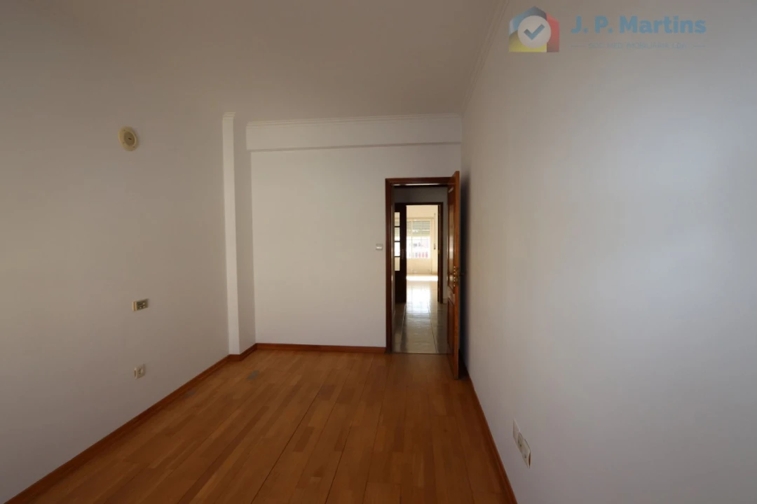 Apartamento T3 para Venda em Seixal, Arrentela e Aldeia de Paio Pires Foto 15