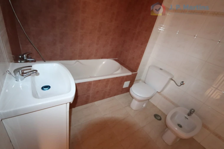 Apartamento T3 para Venda em Seixal, Arrentela e Aldeia de Paio Pires Foto 9