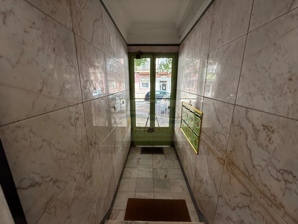 Apartamento T3 para Venda em Venteira Foto 22