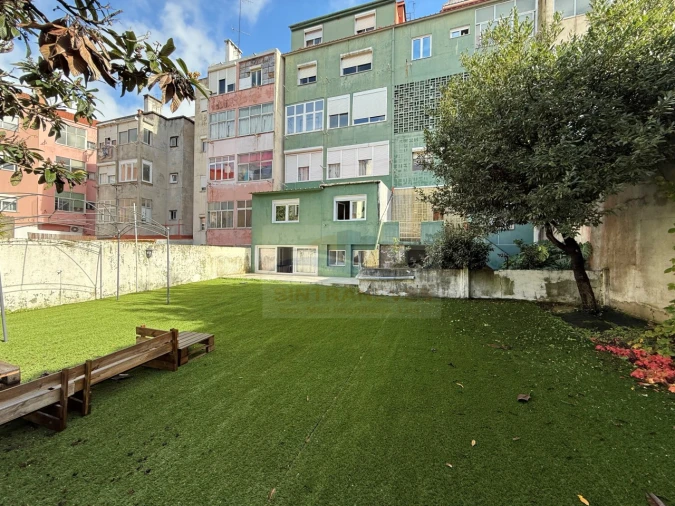 Apartamento T3 para Venda em Venteira Foto 4
