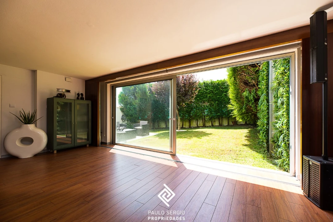 Moradia T3 para Venda em Fermentões Foto 28