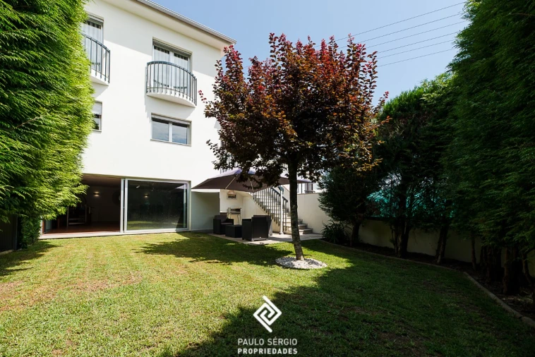 Moradia T3 para Venda em Fermentões Foto 33