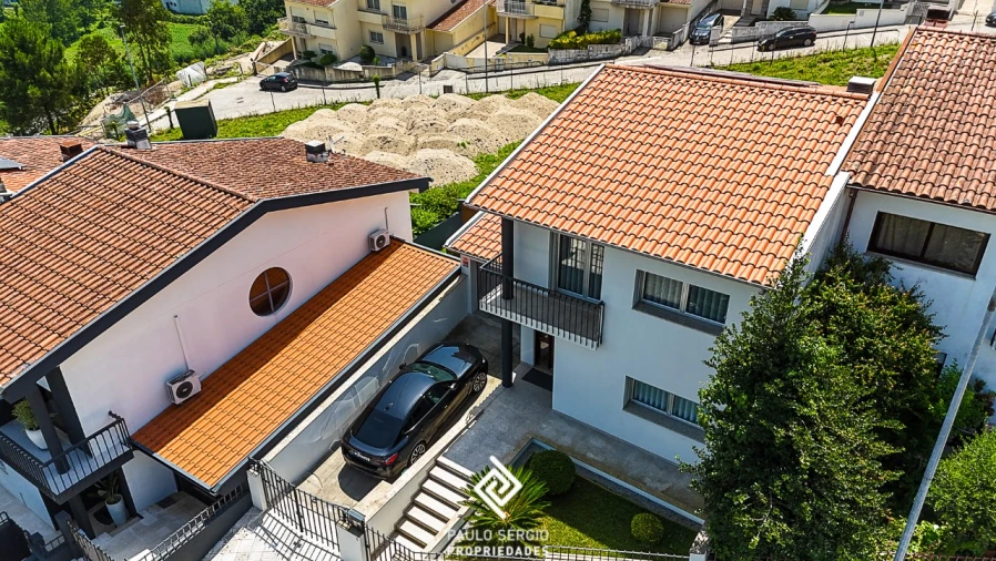 Moradia T3 para Venda em Fermentões Foto 2