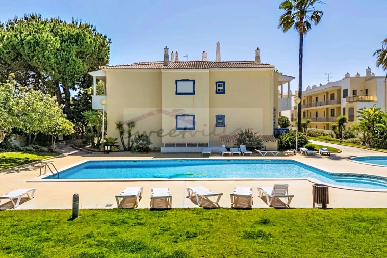 Apartamento T1 para Venda em Albufeira e Olhos de Água Foto 6