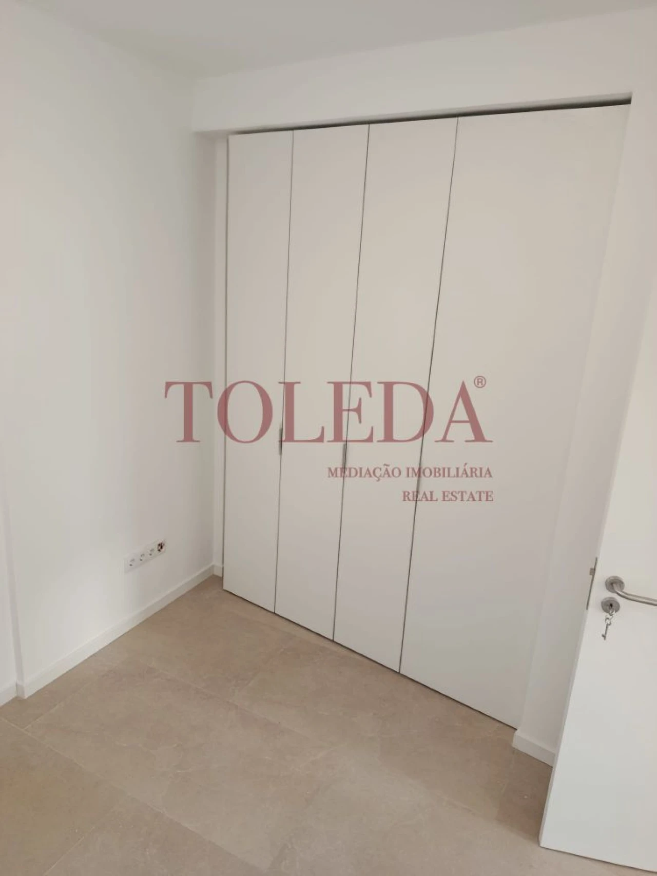 Apartamento T1 para Venda em Olivais Foto 10