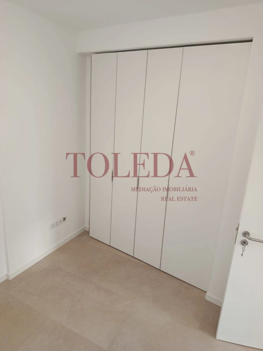 Apartamento T1 para Venda em Olivais Foto 10