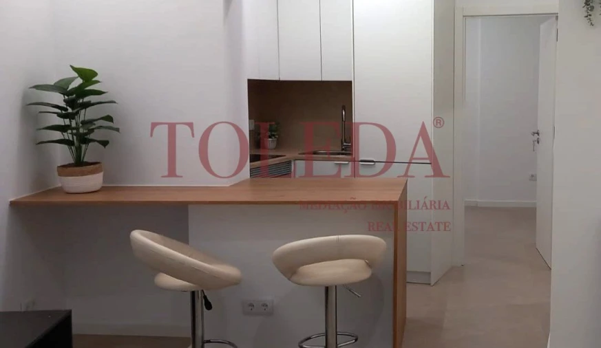 Apartamento T1 para Venda em Olivais