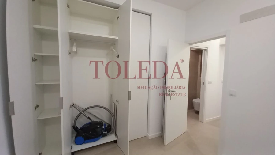 Apartamento T1 para Venda em Olivais Foto 9