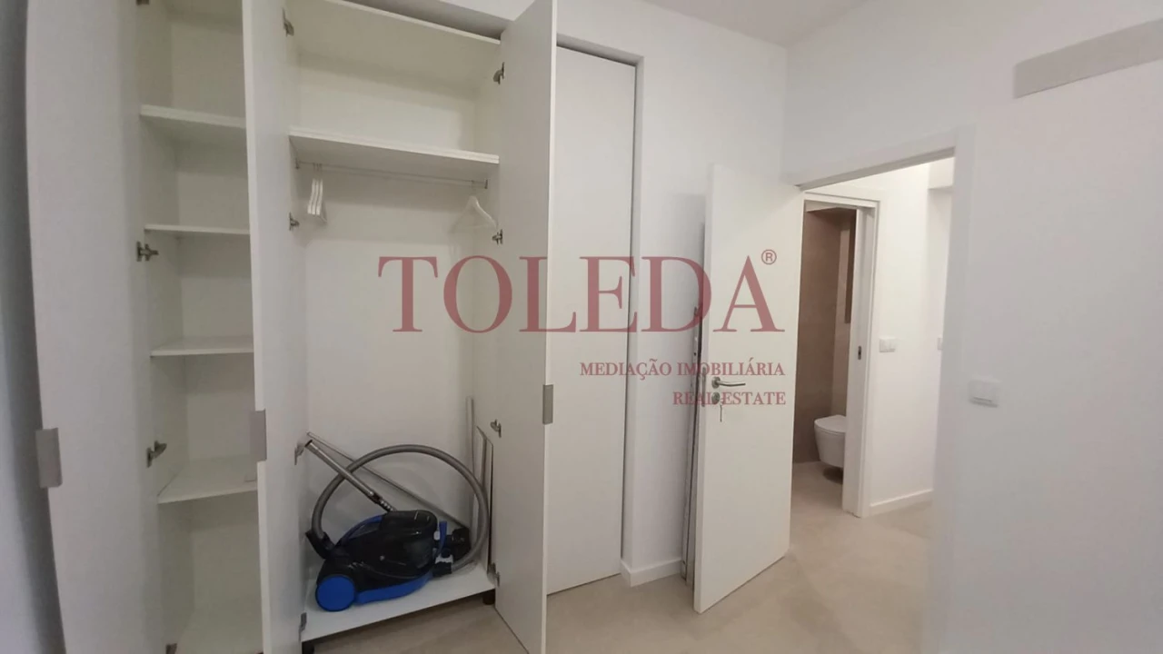Apartamento T1 para Venda em Olivais Foto 9