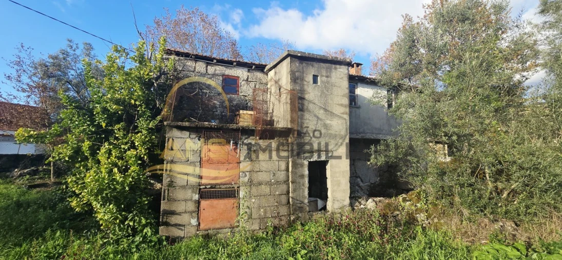 Moradia T3 para Venda em Ribeiros Foto 3