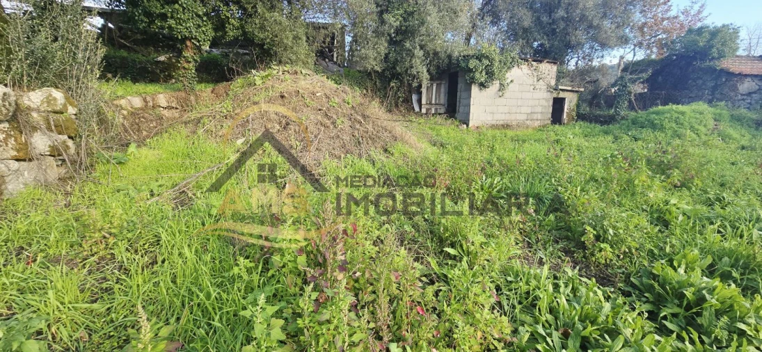 Moradia T3 para Venda em Ribeiros Foto 21