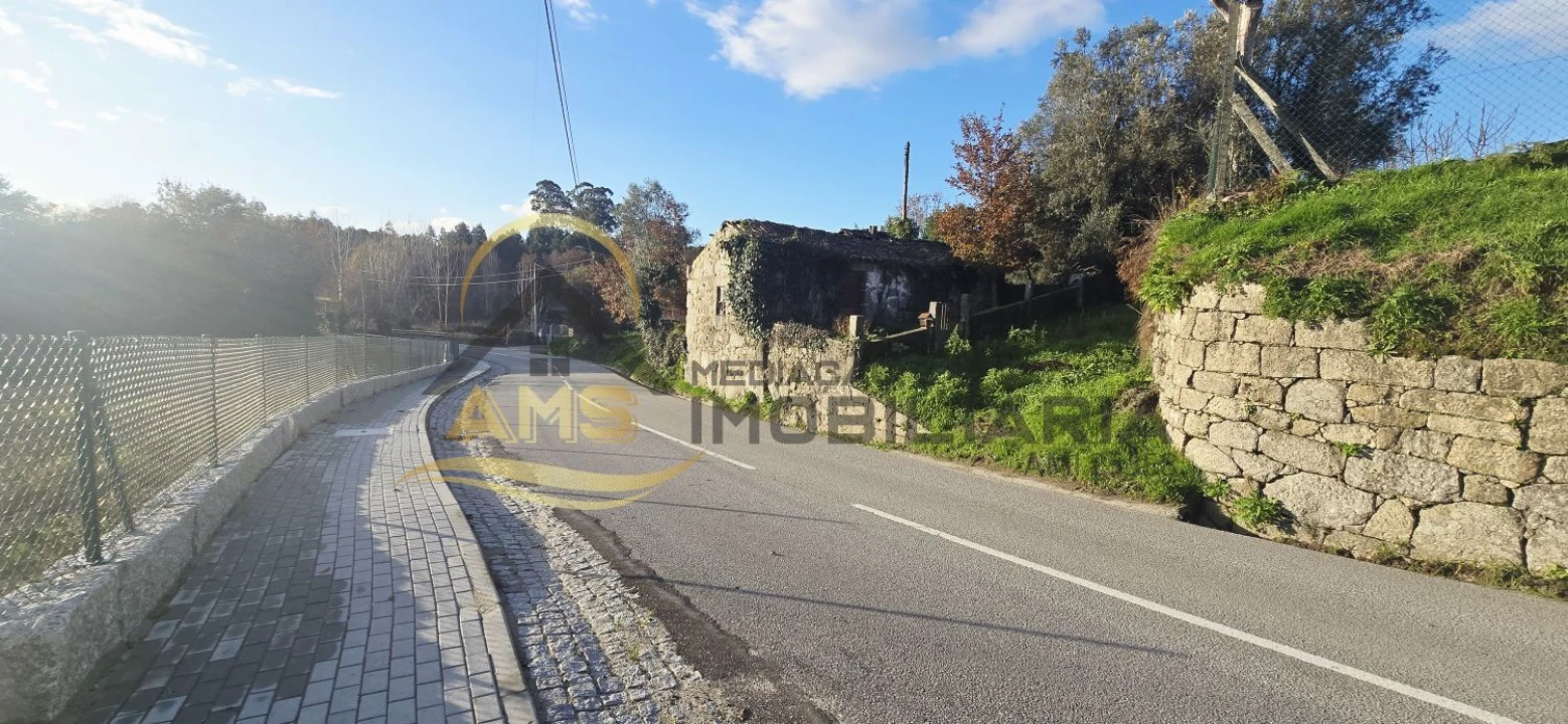 Moradia T3 para Venda em Ribeiros Foto 20