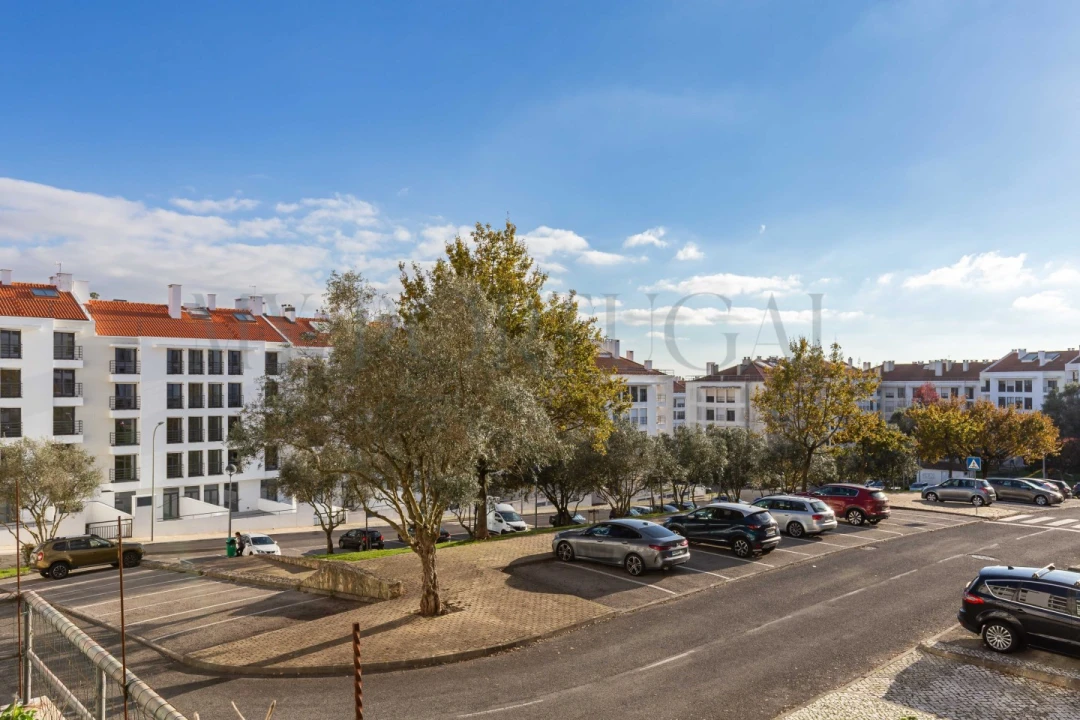 Apartamento T2 para Arrendamento em Mina de Água Foto 19