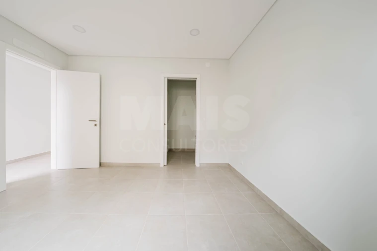 Moradia T2 para Venda em Bombarral e Vale Covo Foto 9