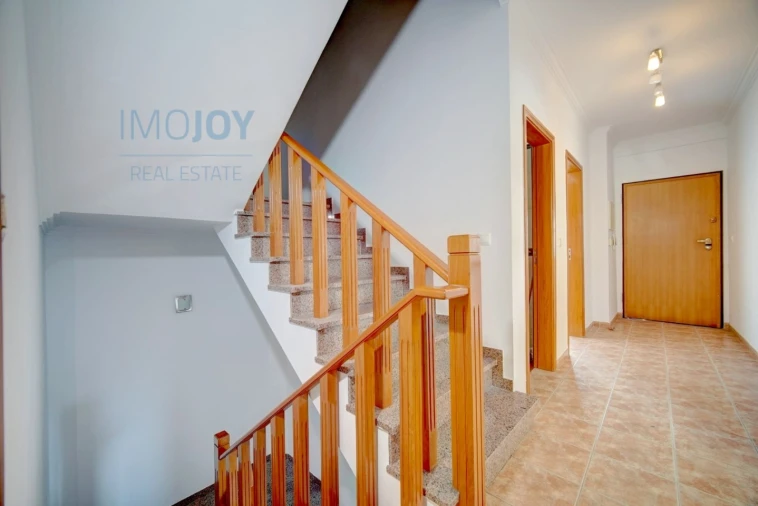 Moradia T5 para Venda em Corroios Foto 14