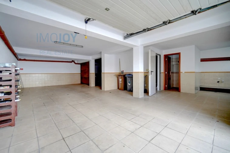 Moradia T5 para Venda em Corroios Foto 29