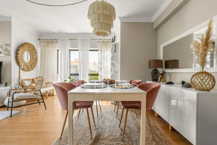 Apartamento T3 para Venda em São Domingos de Rana Foto 2