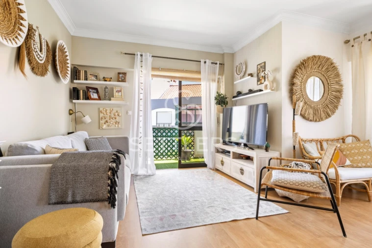 Apartamento T3 para Venda em São Domingos de Rana Foto 4