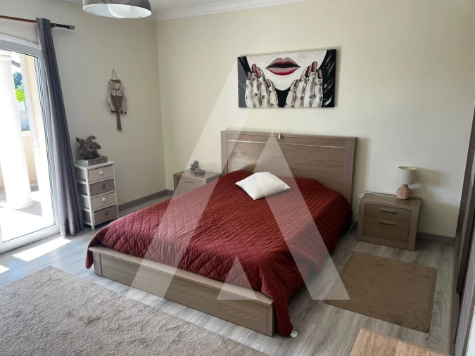 Moradia T4 para Venda em Oliveirinha Foto 22