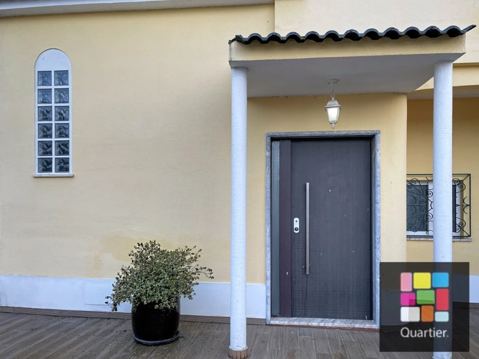 Moradia T5 para Venda em Caparica e Trafaria Foto 2