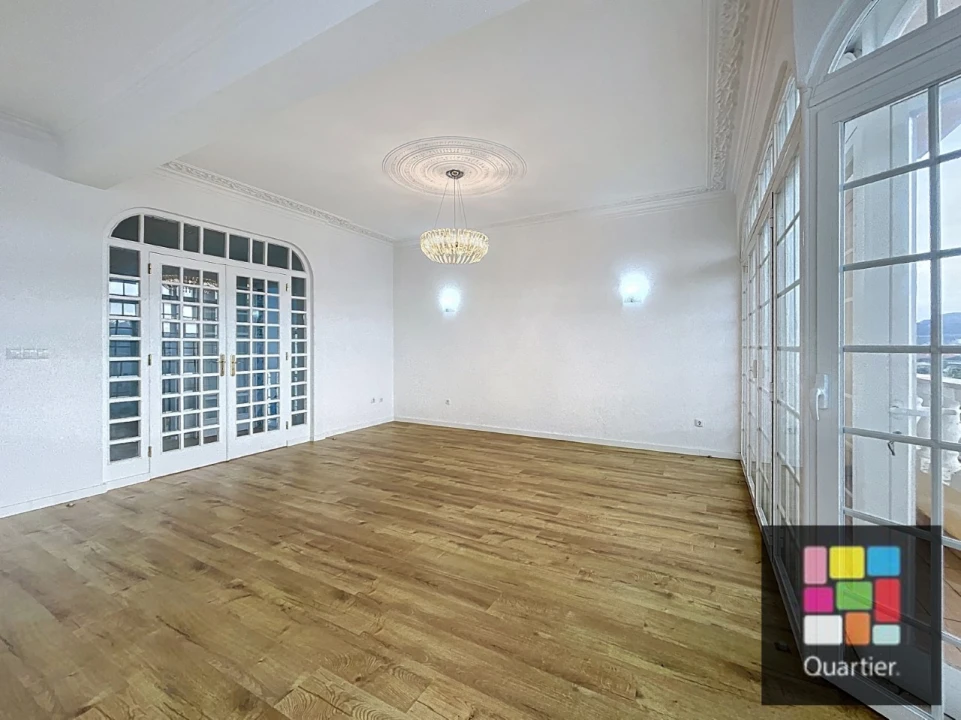 Moradia T5 para Venda em Caparica e Trafaria Foto 17