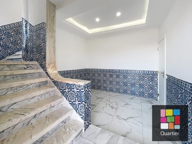 Moradia T5 para Venda em Caparica e Trafaria Foto 3