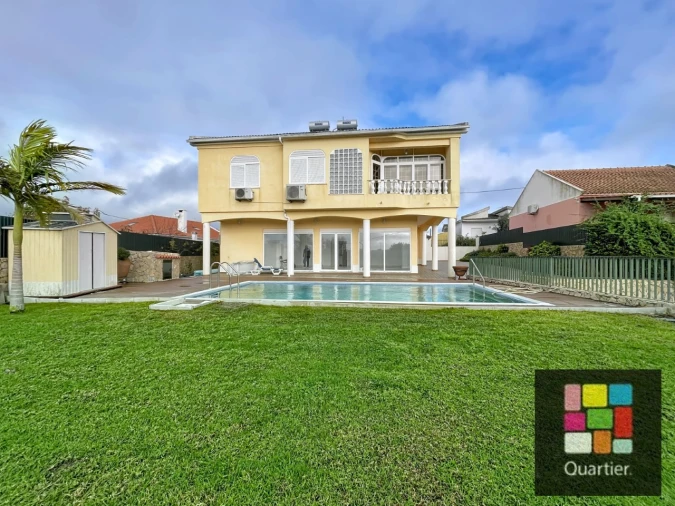 Moradia T5 para Venda em Caparica e Trafaria Foto 24