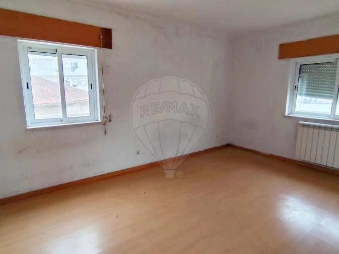 Apartamento T3 para Venda em Azambuja Foto 14