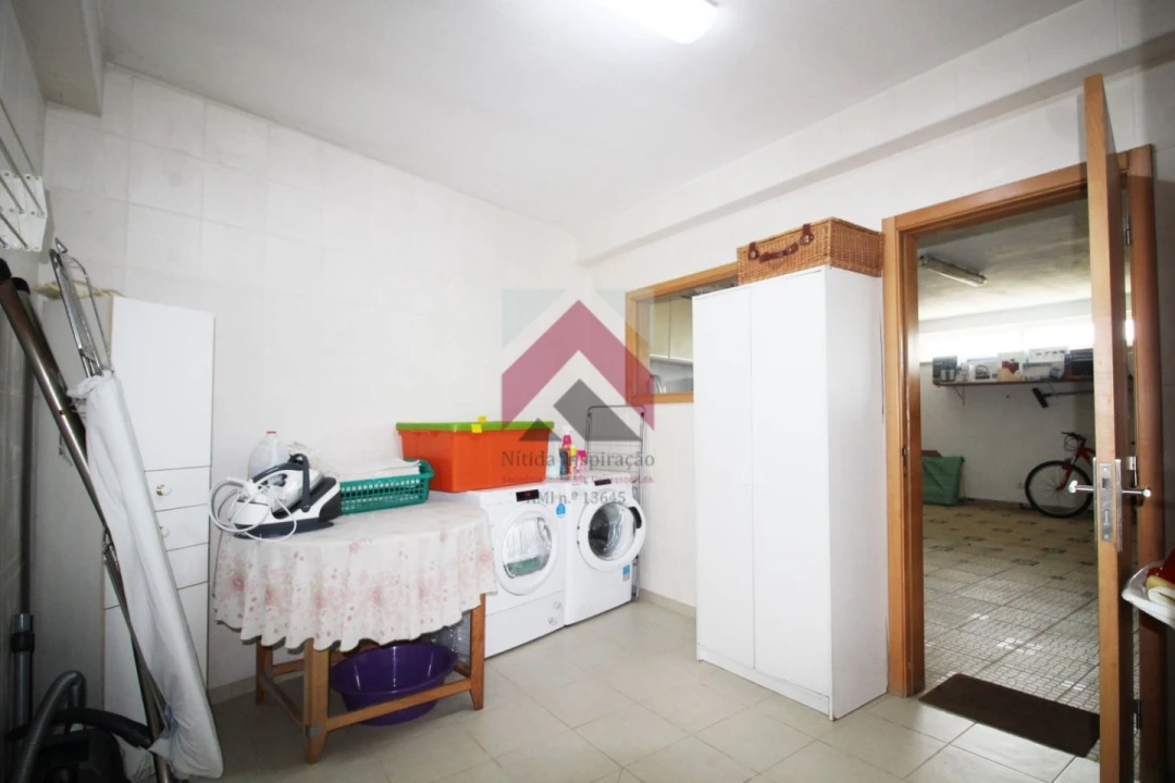 Quinta T3 para Venda em Samuel Foto 40