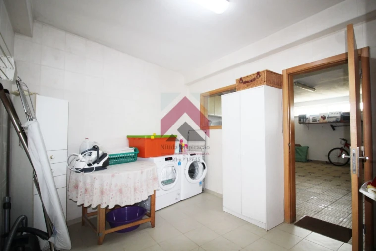 Quinta T3 para Venda em Samuel Foto 40