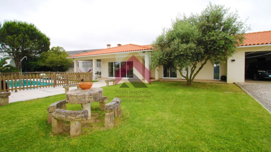 Quinta T3 para Venda em Samuel
