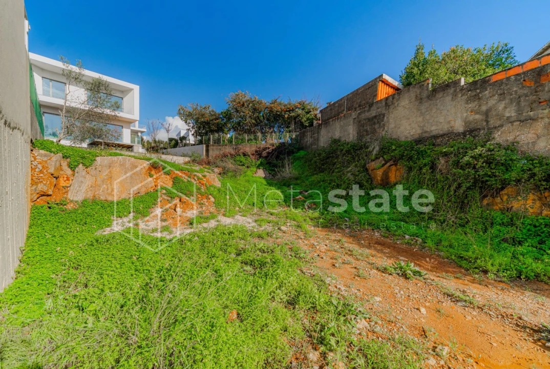 Terreno para Venda em Alcabideche Foto 3