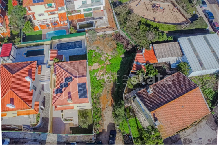 Terreno para Venda em Alcabideche Foto 1